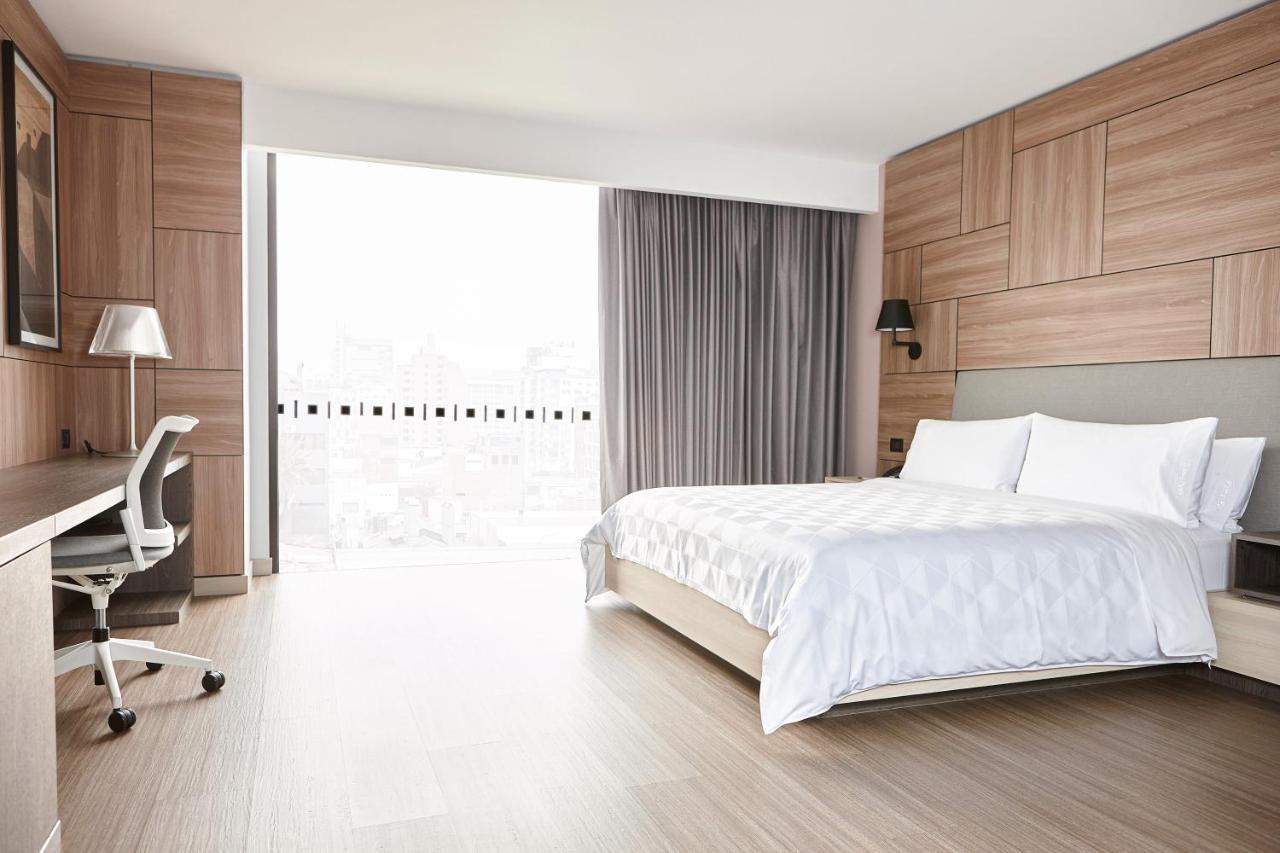 - Miraflores By Ihg Hotel 4*
