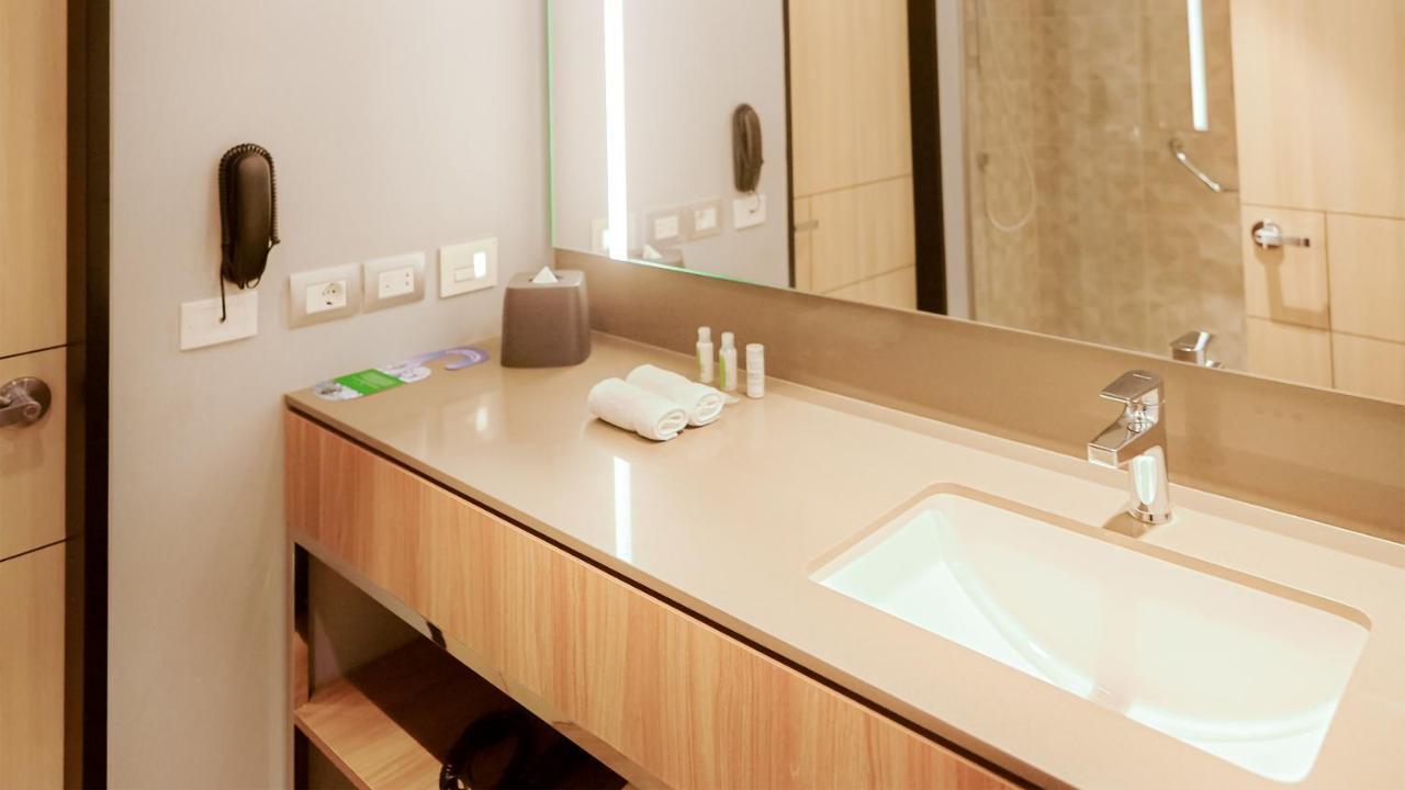 - Miraflores By Ihg